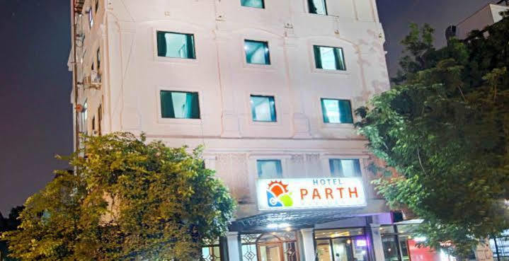 Parth Residency Hotel Ahmadábád Kültér fotó